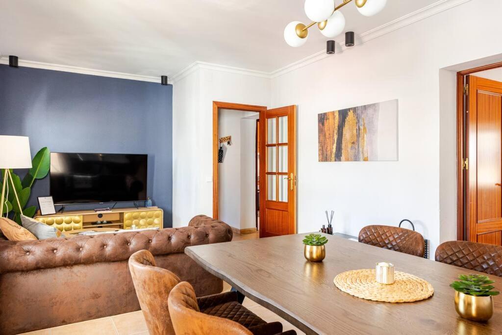 Apartamento Hermoso En Casco Antiguo De !